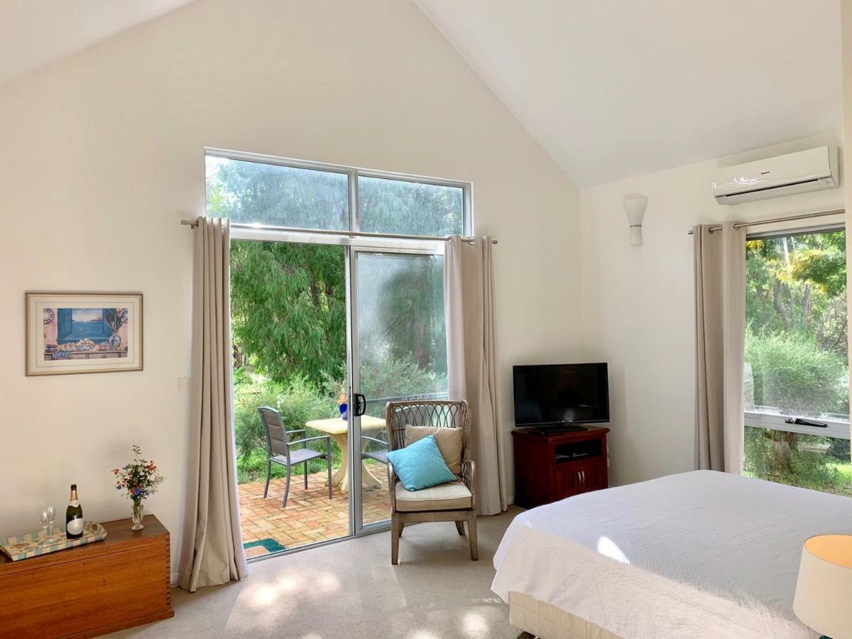 Wilderness House Bed & Breakfast Margaret River Bagian luar foto